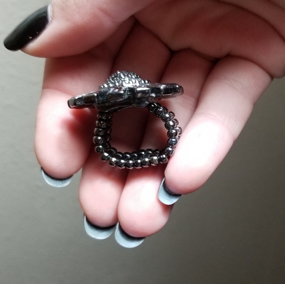 Metallic Sunflower Ring - Picture 3 of 4
